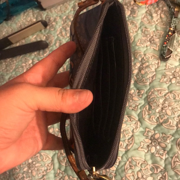 Fossil wristlet - Picture 2 of 2